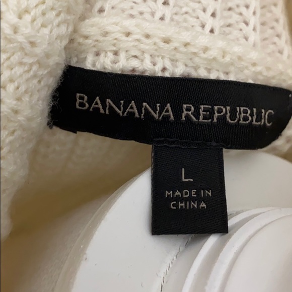 Banana Republic Gray and Off White Turtleneck - Picture 2 of 8